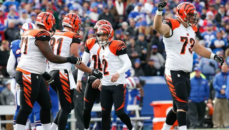 NFL muestra partes íntimas de jugadores en entrevista