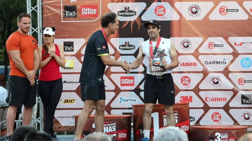 Más de 2 mil 500 corredores participaron en Carrera Toks-Office Depot