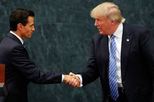 'Es necesario poner un muro fronterizo': Donald Trump