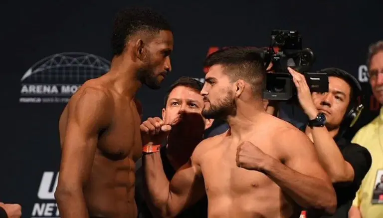 Kelvin Gastelum supera sin problemas la báscula