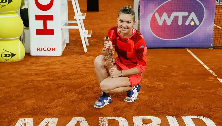 Simona Halep se corona en Madrid por primera vez