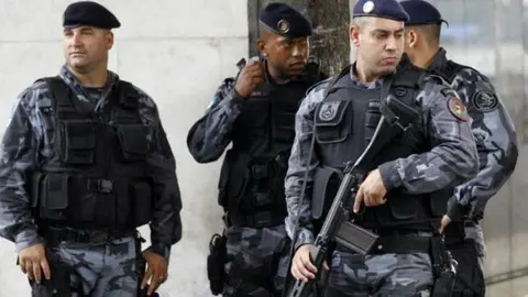 Policía de Río detiene a 10 sospechosos de terrorismo