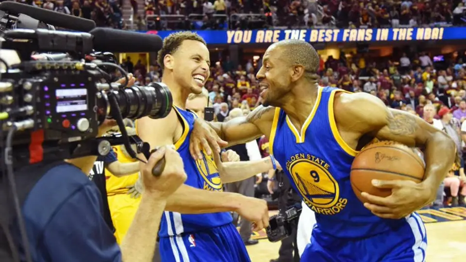 NBA cambia el criterio para clasificar a Playoffs