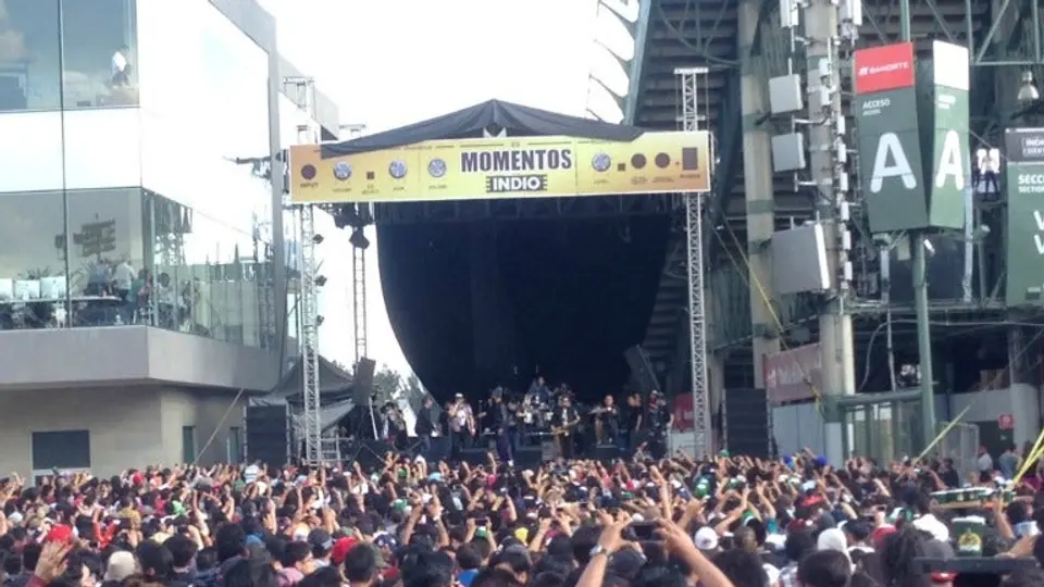 'Conciertos sorpresa' se llevan el Vive Latino 2016