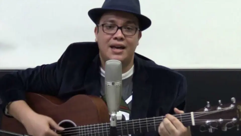 Franco Escamilla dedica canción a medalla de Rodríguez