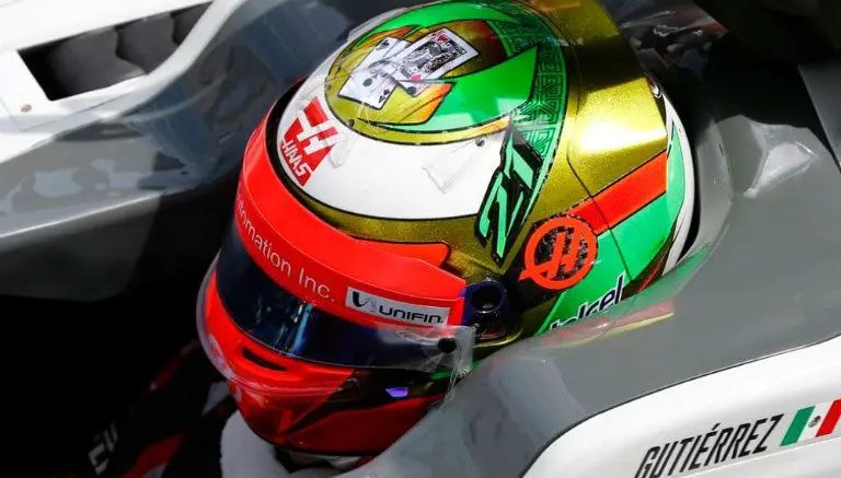 Guti presume nuevo casco para GP de Mónaco