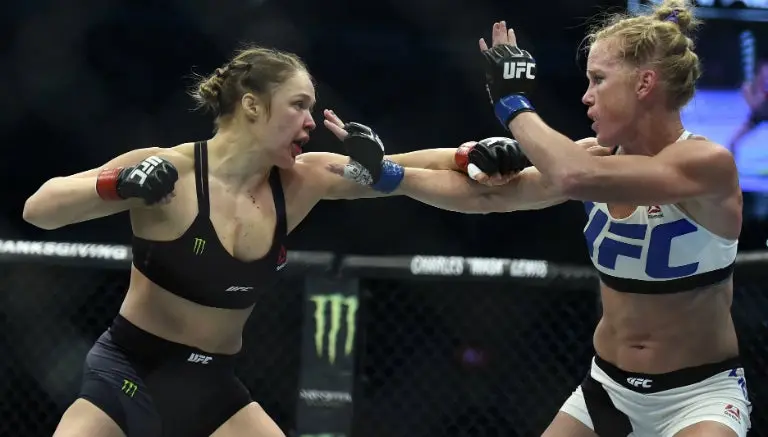 Holly Holm tendrá combate previo a revancha con Rousey
