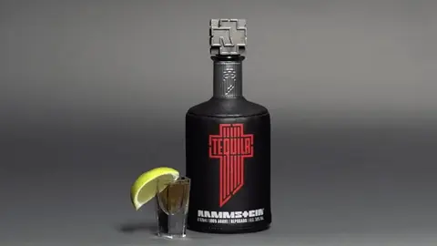 Rammstein lanza edición especial de tequila