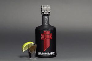 Rammstein lanza edición especial de tequila