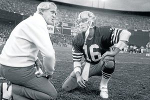 Ofensiva Costa Oeste redimensionó ataque en la NFL