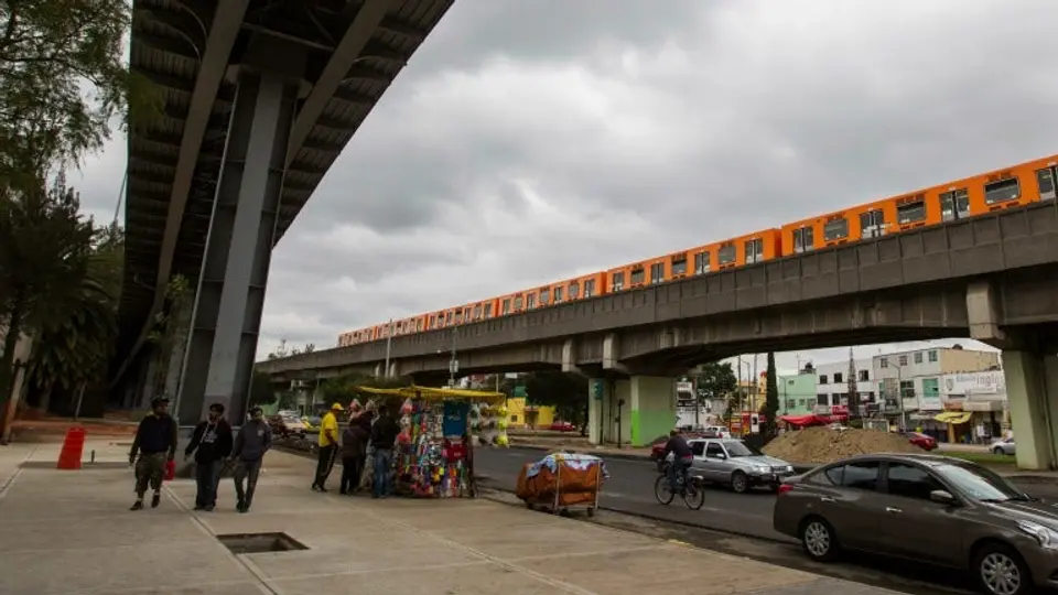 Vecinos, molestos por obras del AHR