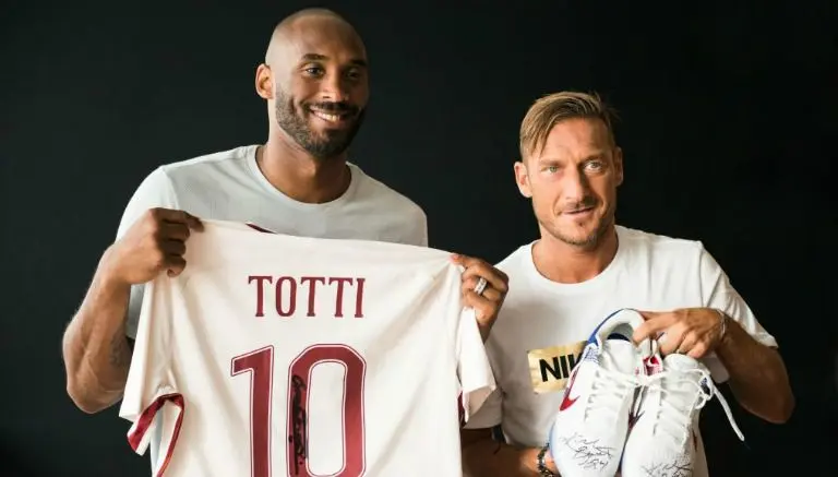 'Yo no soy una leyenda como tú': Totti a Kobe Bryant