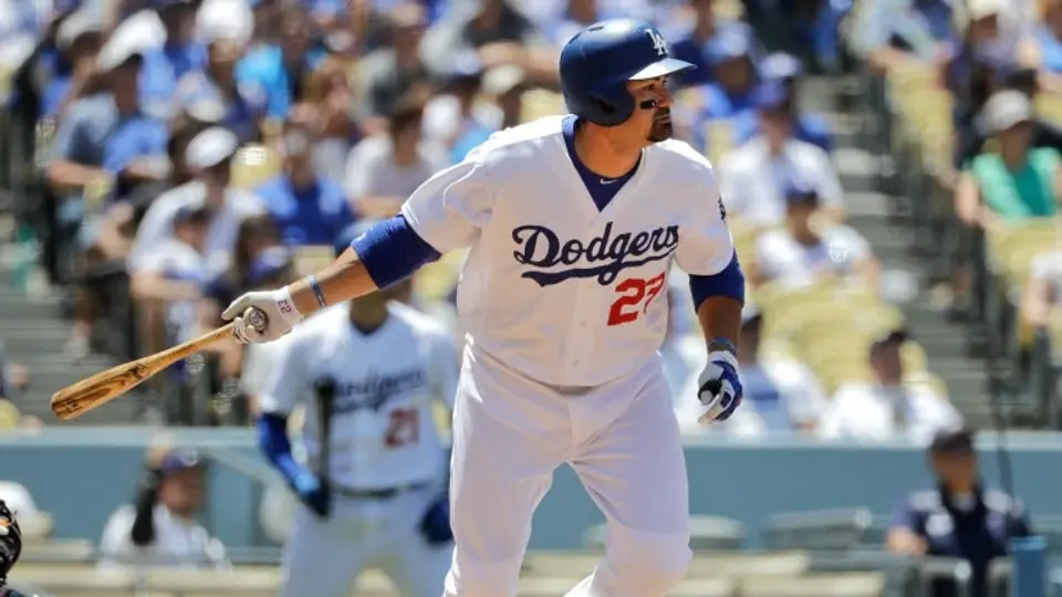 Titán González, mexicano con más hits en MLB