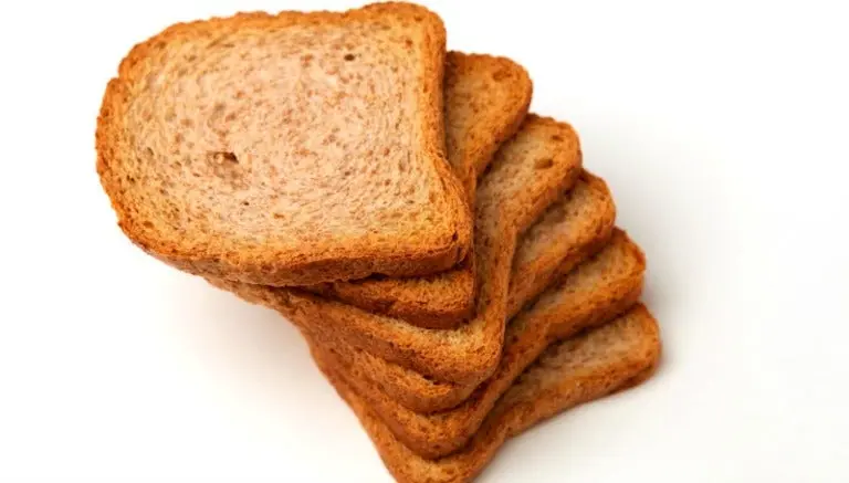 Mujer fallece por comer pan tostado
