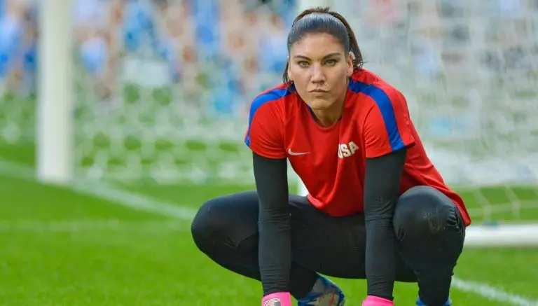 Hope Solo llama cobardes a suecas tras eliminación de Río