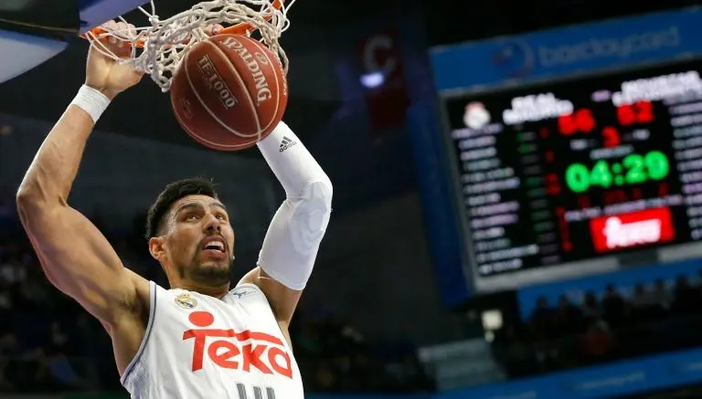 Gustavo Ayón, MVP de la Jornada en Euroliga
