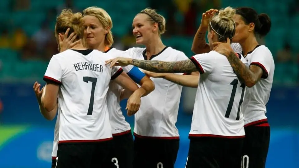 Alemania se mantiene con vida al vencer a China en Río 2016