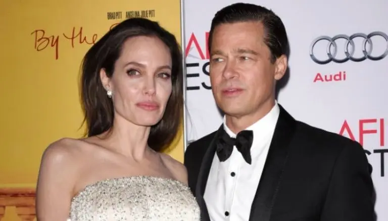 Angelina Jolie y Brad Pitt se divorcian
