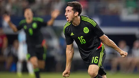Porto y Leverkusen destacan actuaciones de Herrera, Layún y CH14