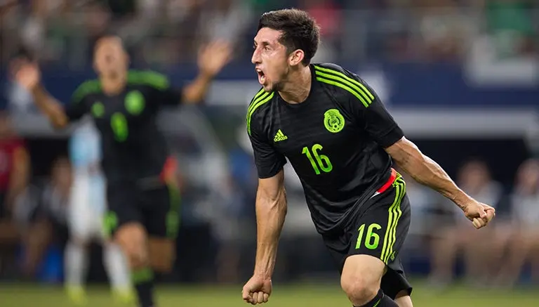 Porto y Leverkusen destacan actuaciones de Herrera, Layún y CH14