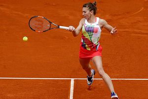 Halep llega a 'Semis' de Madrid con gran remontada