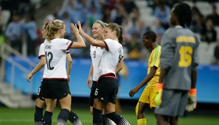 Alemania arrasa a Zimbabue en su debut olímpico