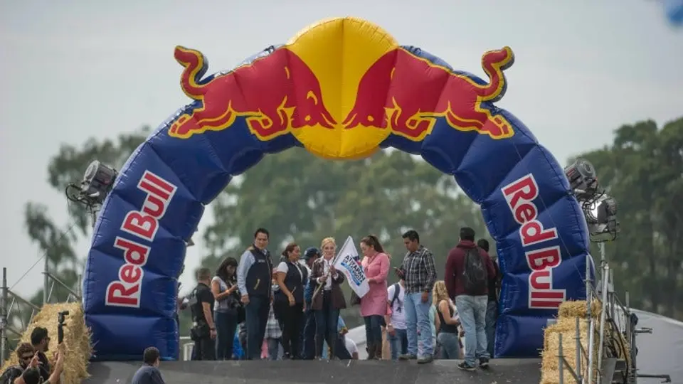 'Red Bull Soapbox Race' divierte en CDMX