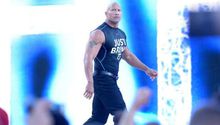 The Rock regresa a la WWE y es ovacionado en Florida