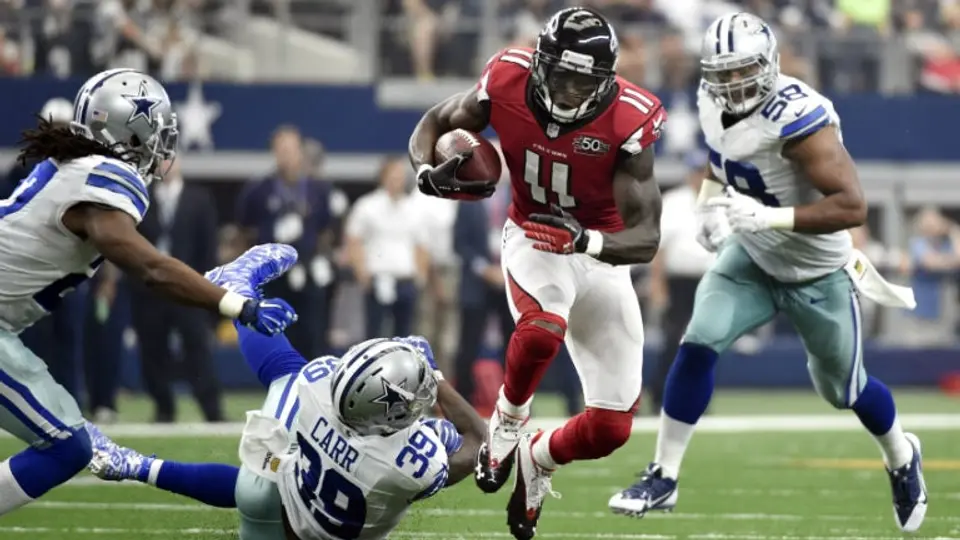 Ryan y Jones comandan descalabro a Dallas