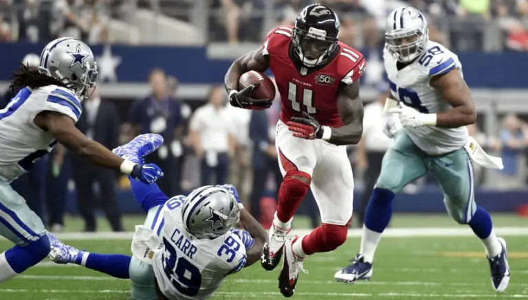 Ryan y Jones comandan descalabro a Dallas