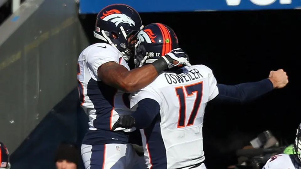 Denver derrota a Chicago con su QB suplente
