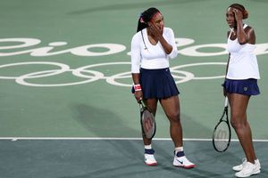 Hermanas Williams eliminadas del torneo de dobles