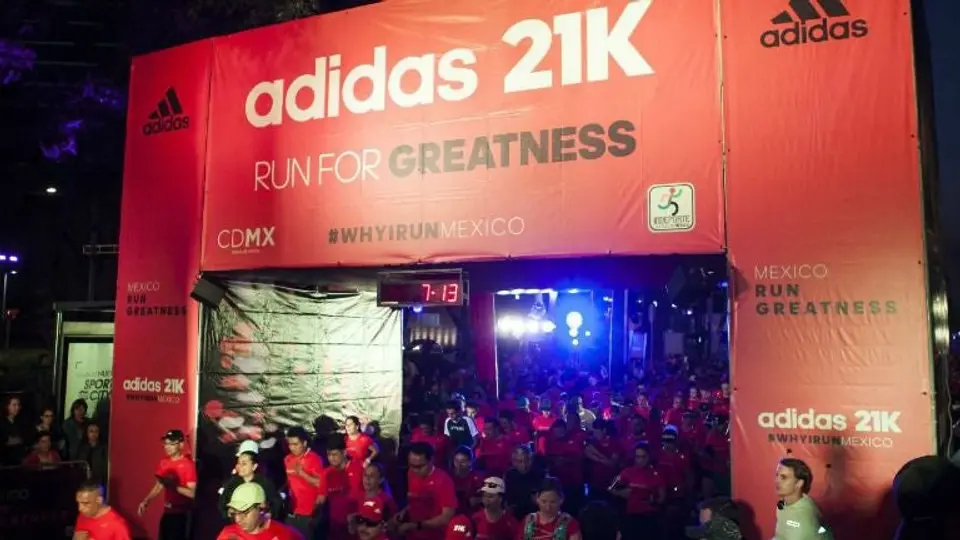 Carrera Adidas 21K, todo un éxito en la Ciudad de México