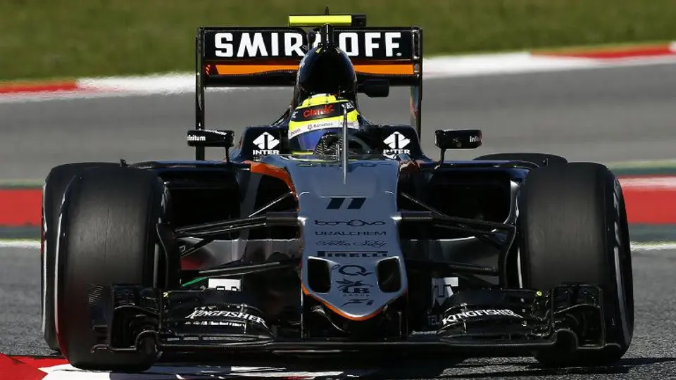 Checo Pérez largará noveno en el GP de España