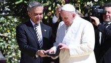 Papa Francisco recibe las llaves de la Ciudad de México