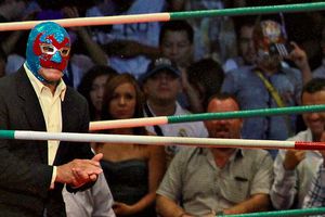 Dos Caras regresa a la Arena México 20 años después