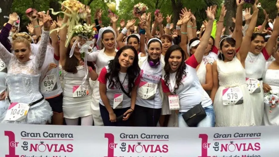 Novias corren 'rumbo al altar'