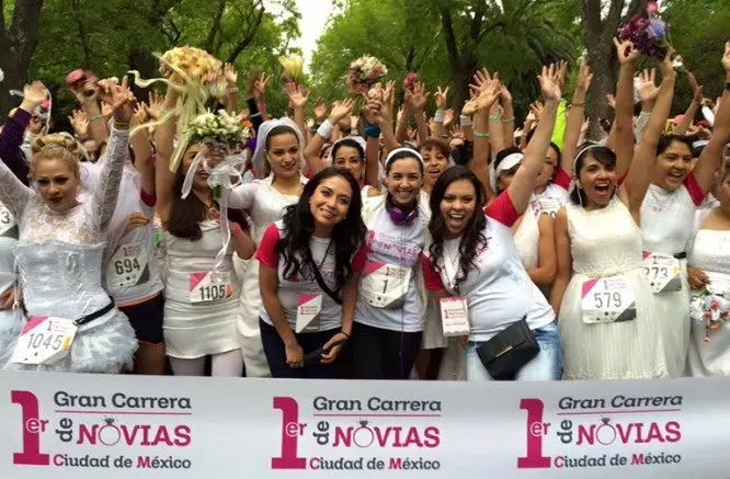 Novias corren 'rumbo al altar'