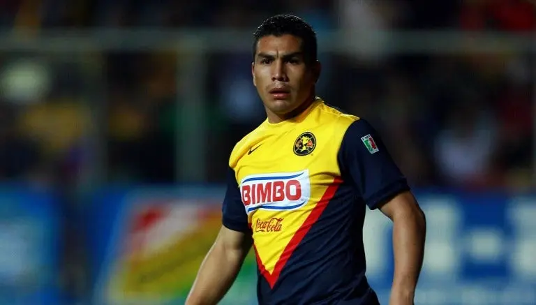 Salvador Cabañas en un partido del América | MEXSPORT