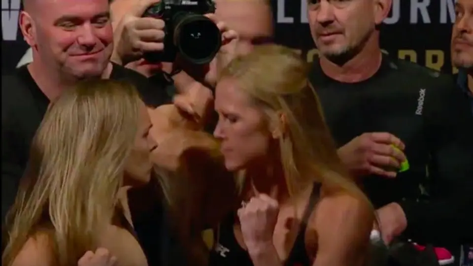 Ronda Rousey casi llega a los golpes con Holly Holm