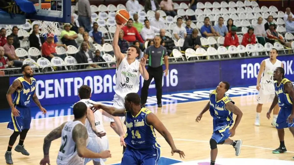 Tri consigue agónica victoria en 'Centrobasket'