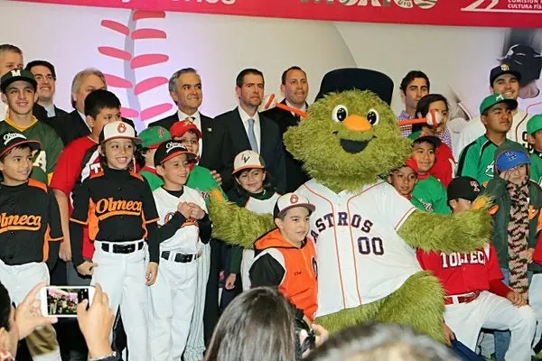MLB quiere desarrollar el beisbol en México