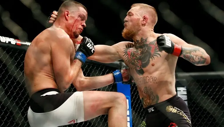 Conor McGregor en un combate de UFC | AP