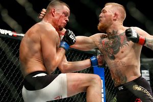 Conor McGregor, fuera de la cartelera de UFC 200