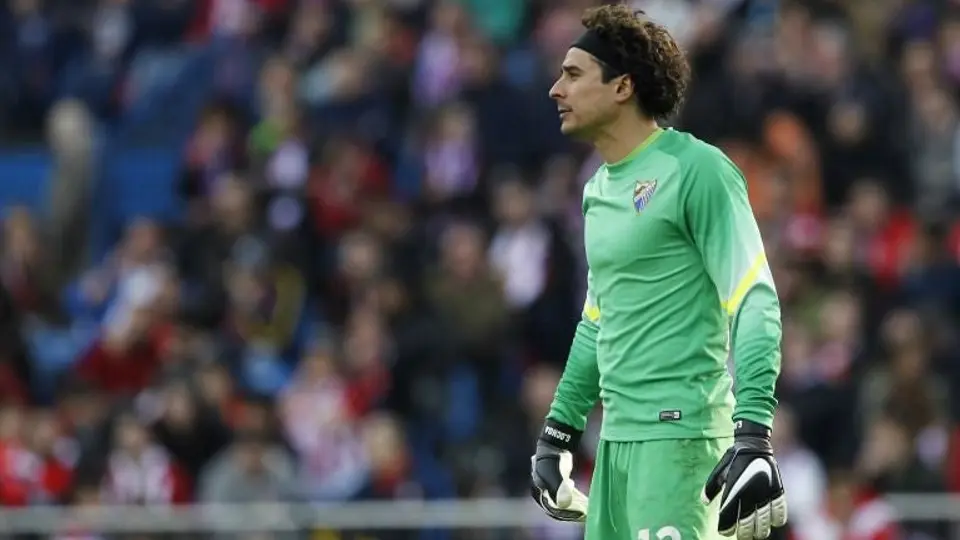 Ochoa saldría del Málaga por límite de extranjeros
