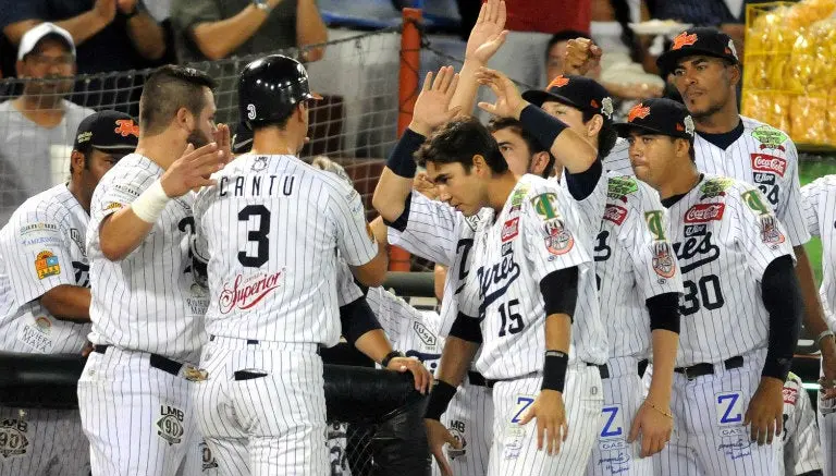 En festival de batazos, Tigres se lleva el primero de la serie