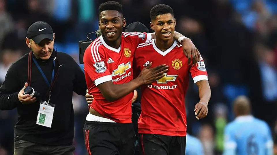 Manchester United busca equipo de eSports