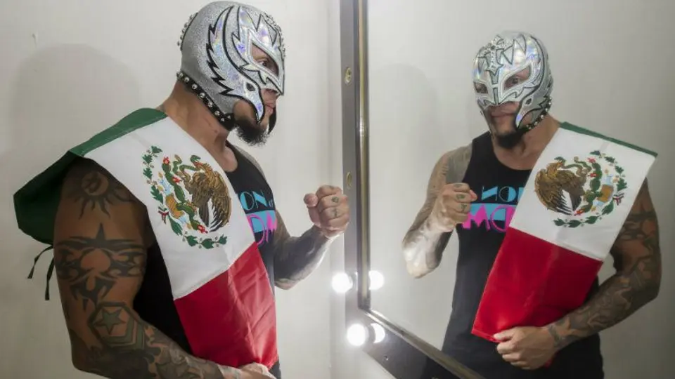 Rey Misterio quiere la cabellera de Johnny Mundo