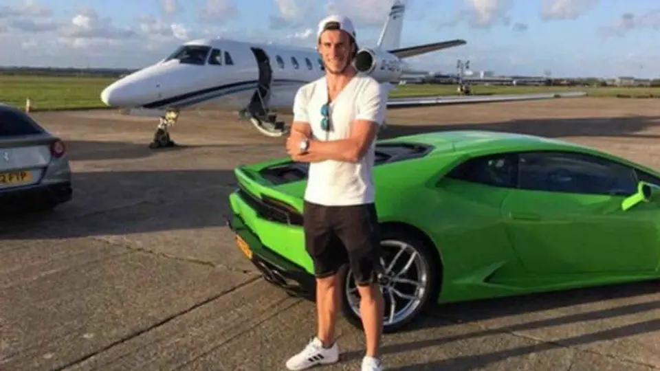 Bale 'abandona' Lamborghinis por ser causantes de lesiones
