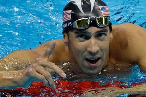 Lochte cree que Phelps estará en Tokio 2020
